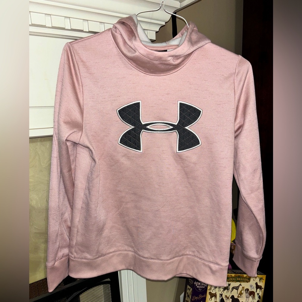 Under Armour Hoodie, Size-M, excellent Condition